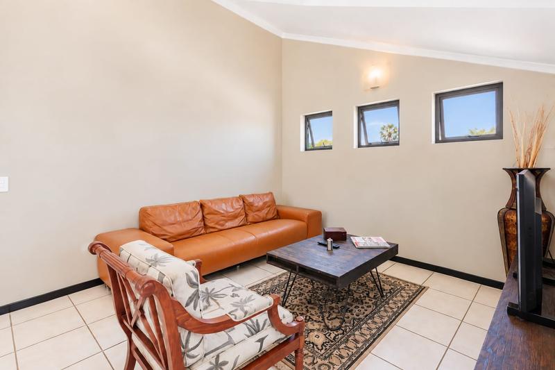 1 Bedroom Property for Sale in Douglasdale Gauteng