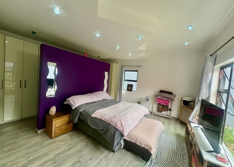 4 Bedroom Property for Sale in Orange Grove Gauteng