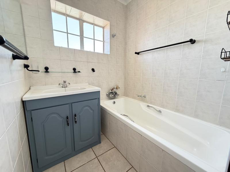 2 Bedroom Property for Sale in Malvern East Gauteng