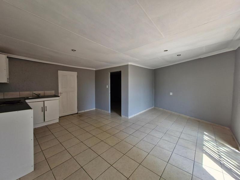 To Let 1 Bedroom Property for Rent in Norkem Park Gauteng