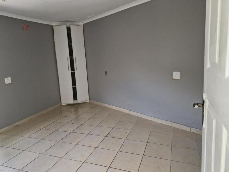 To Let 1 Bedroom Property for Rent in Norkem Park Gauteng