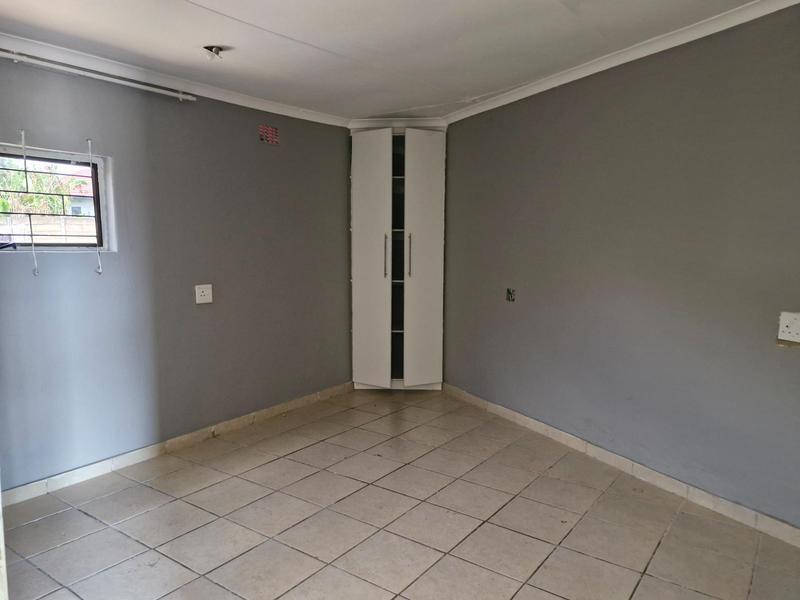 To Let 1 Bedroom Property for Rent in Norkem Park Gauteng