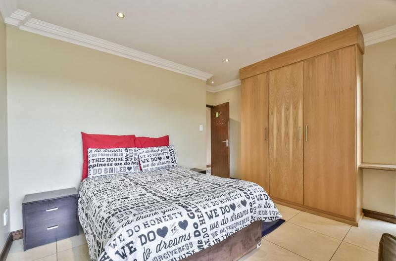 4 Bedroom Property for Sale in Glen Marais Gauteng