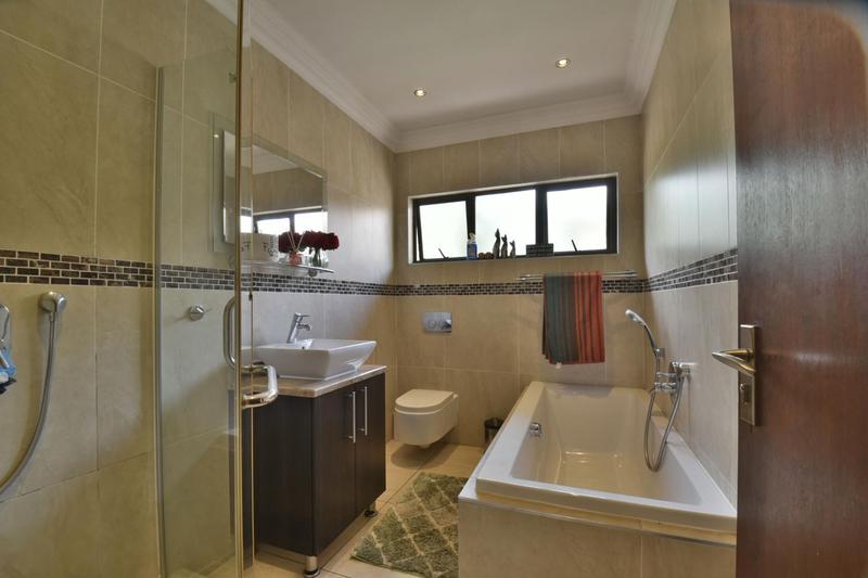 4 Bedroom Property for Sale in Glen Marais Gauteng