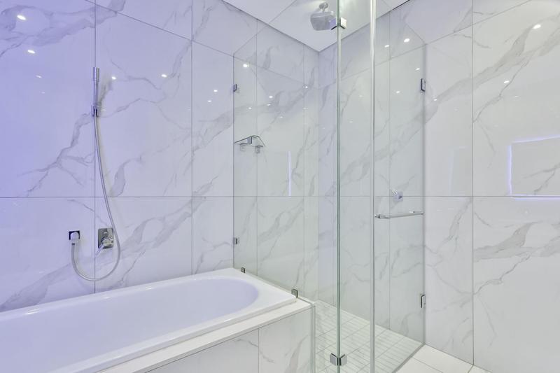 2 Bedroom Property for Sale in Houghton Gauteng