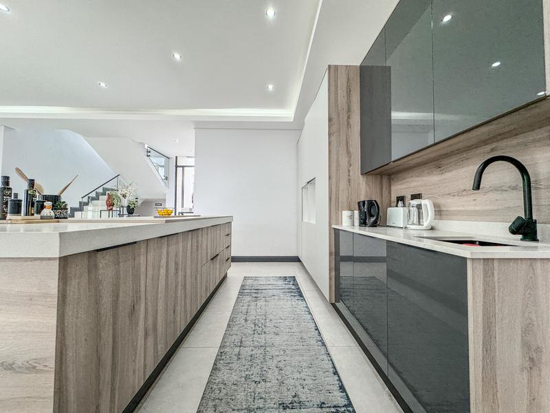 5 Bedroom Property for Sale in Fountainbrook Estate Gauteng