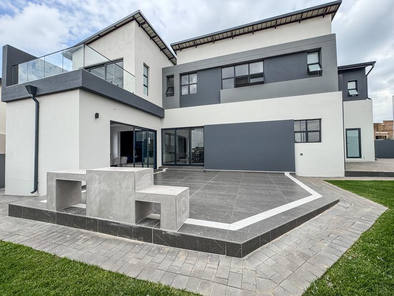 5 Bedroom Property for Sale in Fountainbrook Estate Gauteng