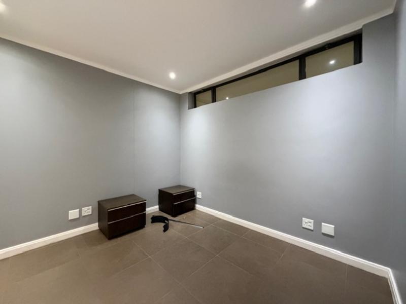 To Let 2 Bedroom Property for Rent in Morningside Gauteng