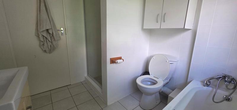 To Let 4 Bedroom Property for Rent in Blairgowrie Gauteng