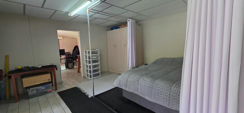 To Let 4 Bedroom Property for Rent in Blairgowrie Gauteng