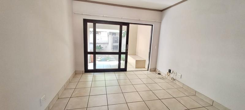 To Let 1 Bedroom Property for Rent in Lonehill Gauteng