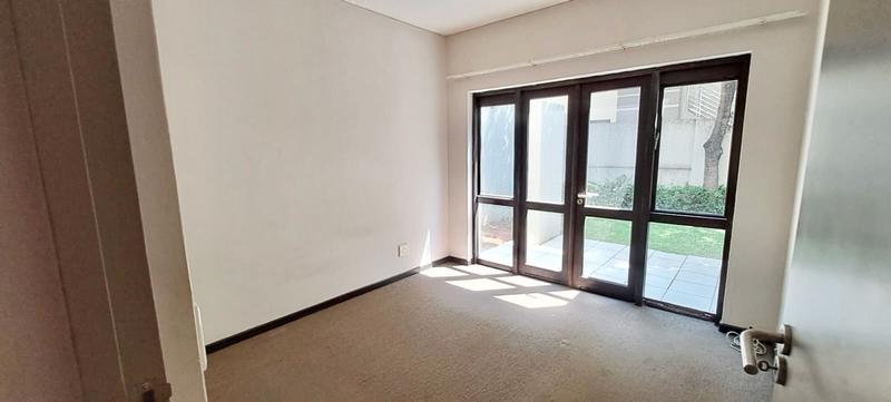 To Let 1 Bedroom Property for Rent in Lonehill Gauteng