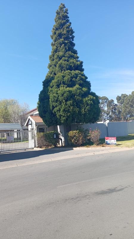 2 Bedroom Property for Sale in Ormonde Gauteng