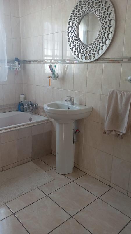 2 Bedroom Property for Sale in Ormonde Gauteng