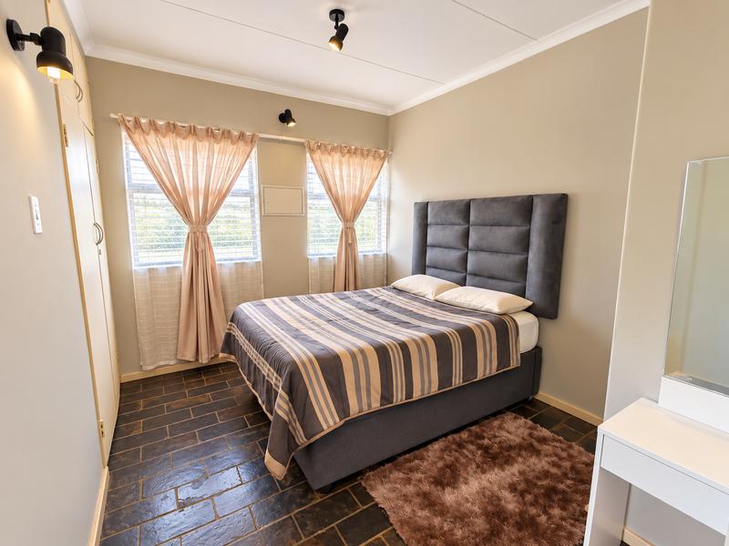 1 Bedroom Property for Sale in Eldoraigne Gauteng