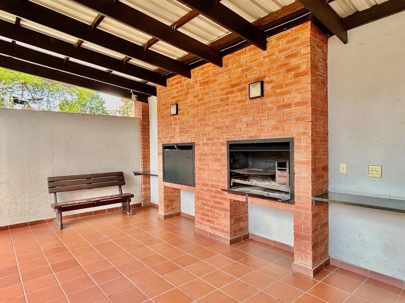 2 Bedroom Property for Sale in Douglasdale Gauteng