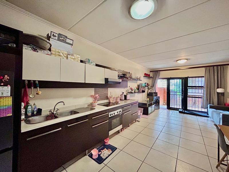 2 Bedroom Property for Sale in Douglasdale Gauteng