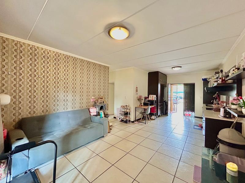 2 Bedroom Property for Sale in Douglasdale Gauteng