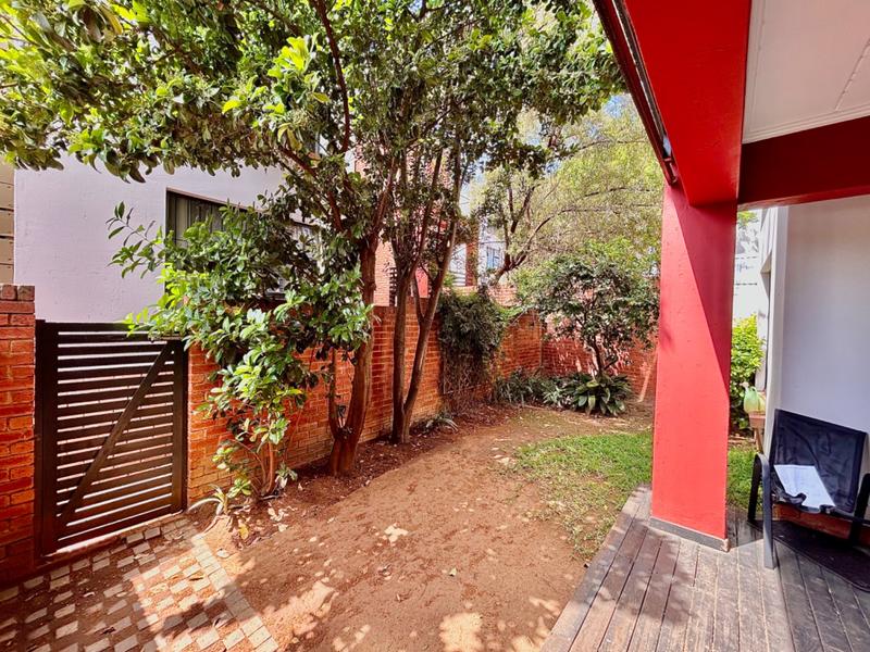 2 Bedroom Property for Sale in Douglasdale Gauteng