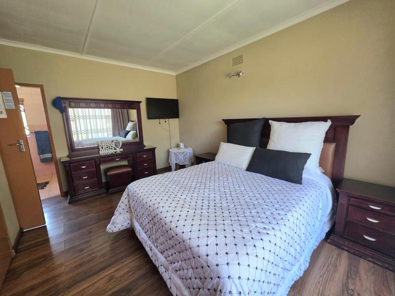 3 Bedroom Property for Sale in Rondebult Gauteng