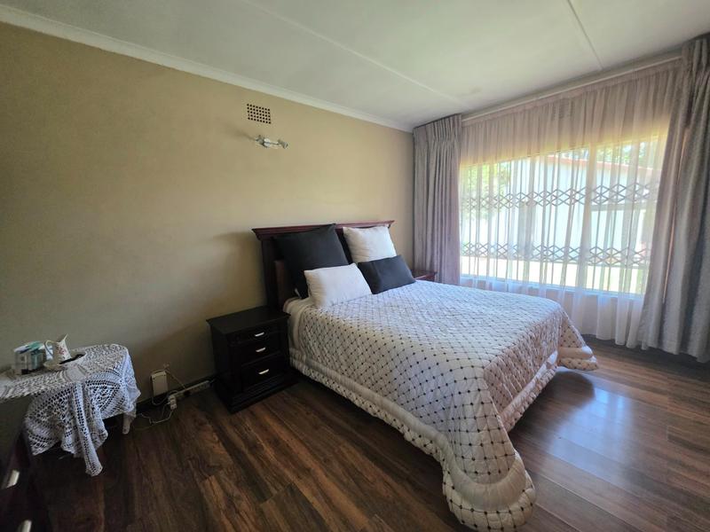 3 Bedroom Property for Sale in Rondebult Gauteng