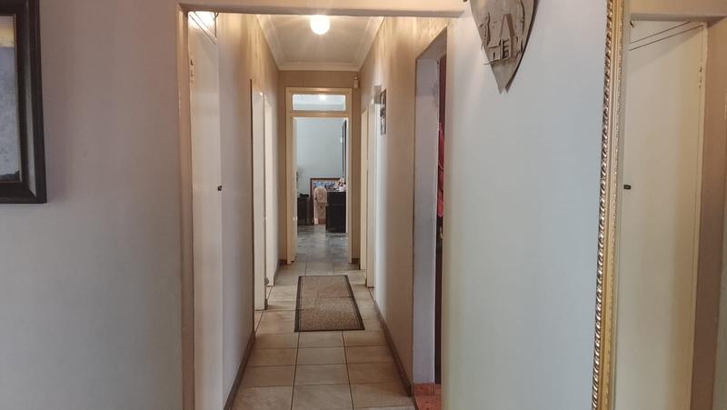 3 Bedroom Property for Sale in Randgate Gauteng