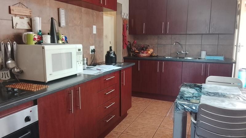 3 Bedroom Property for Sale in Randgate Gauteng