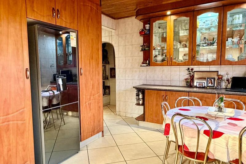 4 Bedroom Property for Sale in Regents Park Gauteng