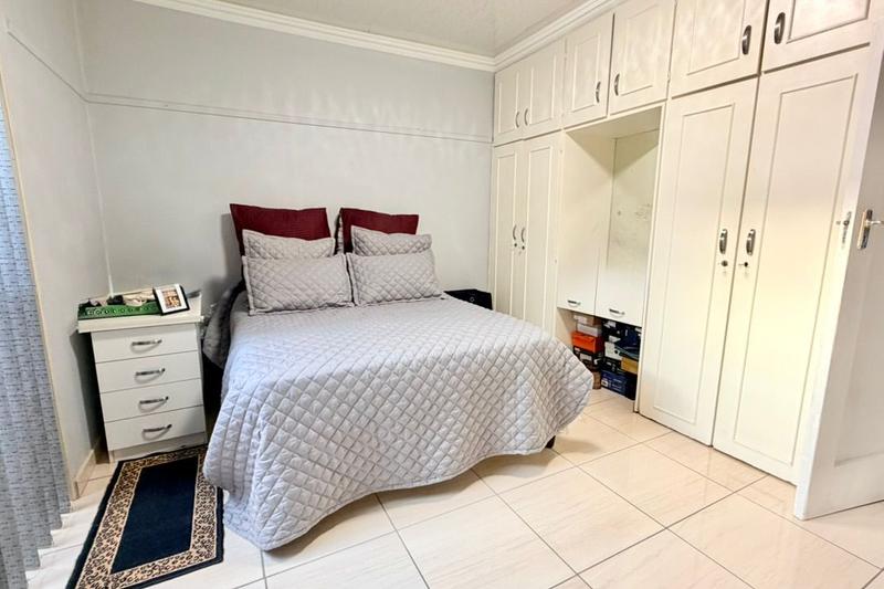 4 Bedroom Property for Sale in Regents Park Gauteng