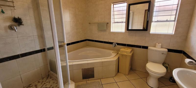 2 Bedroom Property for Sale in Liefde en Vrede Gauteng