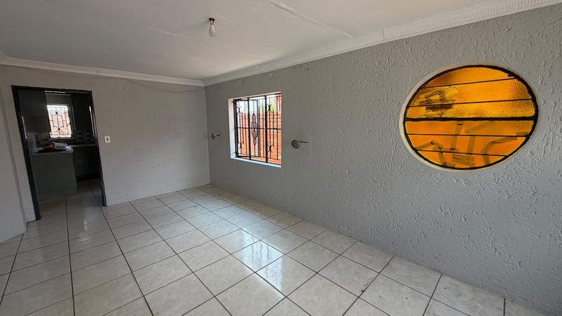 3 Bedroom Property for Sale in Soshanguve WW Gauteng
