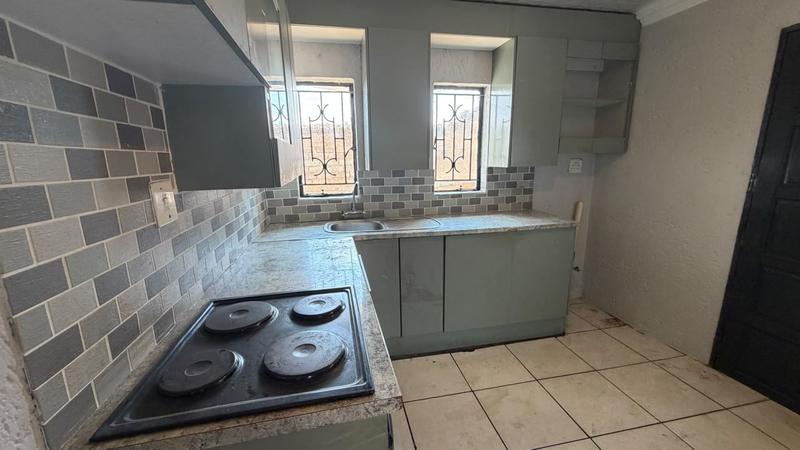 3 Bedroom Property for Sale in Soshanguve WW Gauteng