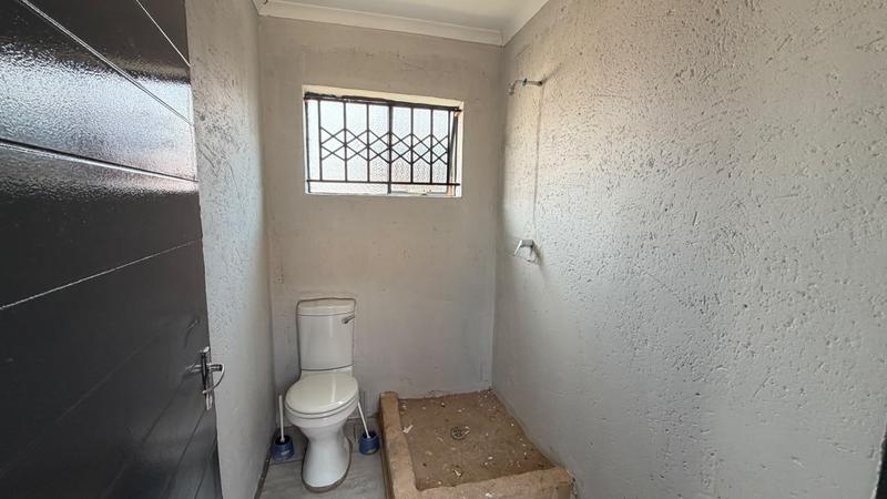 3 Bedroom Property for Sale in Soshanguve WW Gauteng