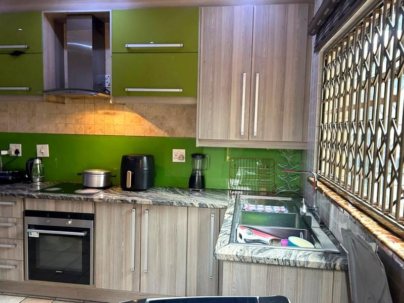 2 Bedroom Property for Sale in Meadowlands Gauteng