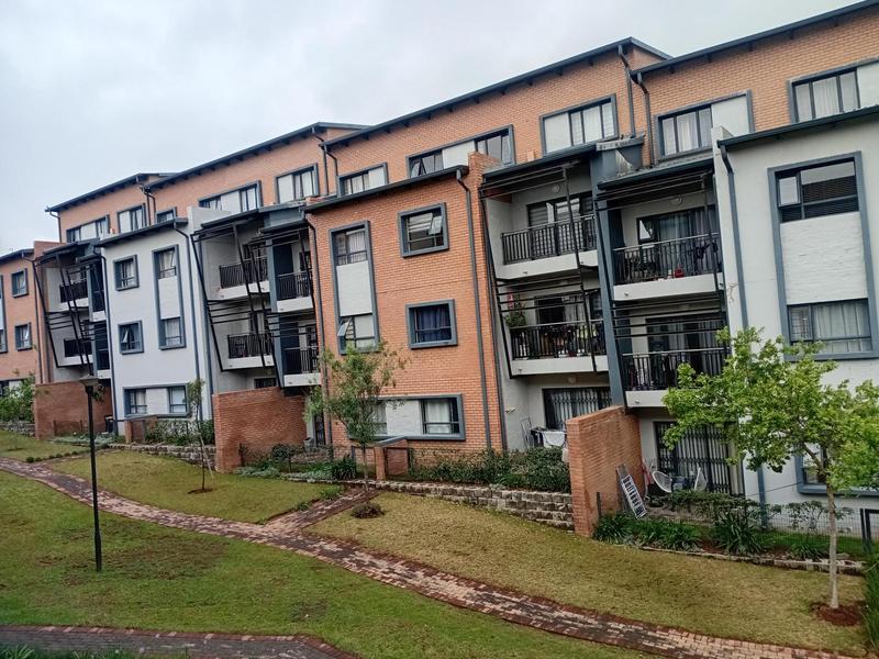 2 Bedroom Property for Sale in Waterfall Ridge Gauteng