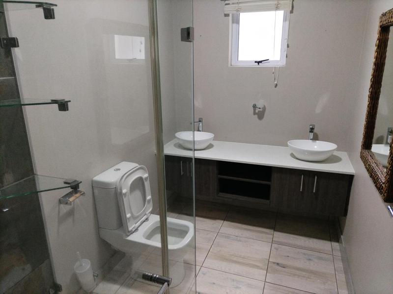 To Let 2 Bedroom Property for Rent in Zwavelpoort Gauteng