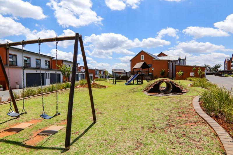 1 Bedroom Property for Sale in Golden Fields Estate Gauteng