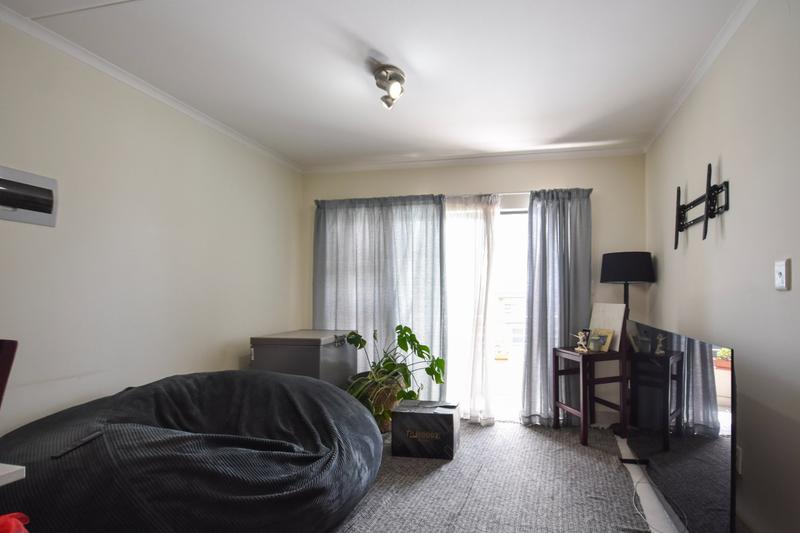 1 Bedroom Property for Sale in Golden Fields Estate Gauteng