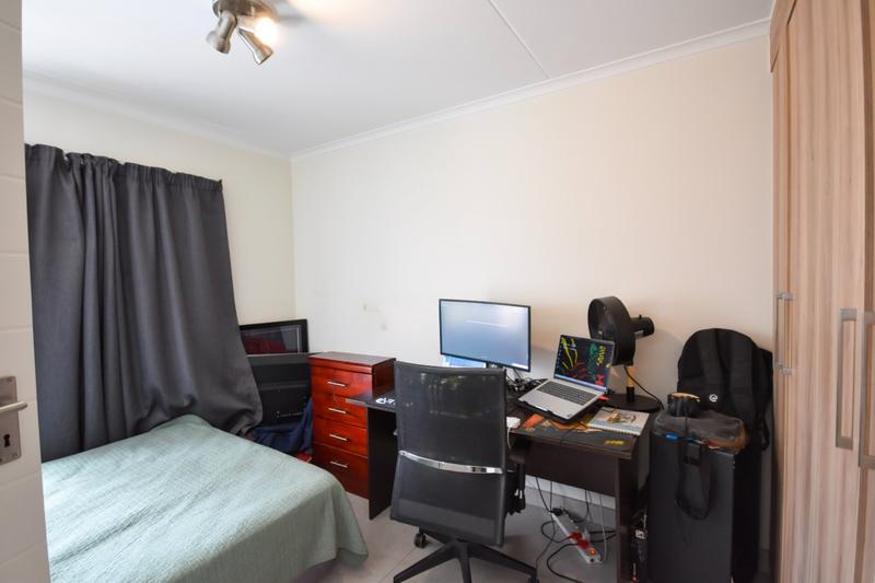 1 Bedroom Property for Sale in Golden Fields Estate Gauteng