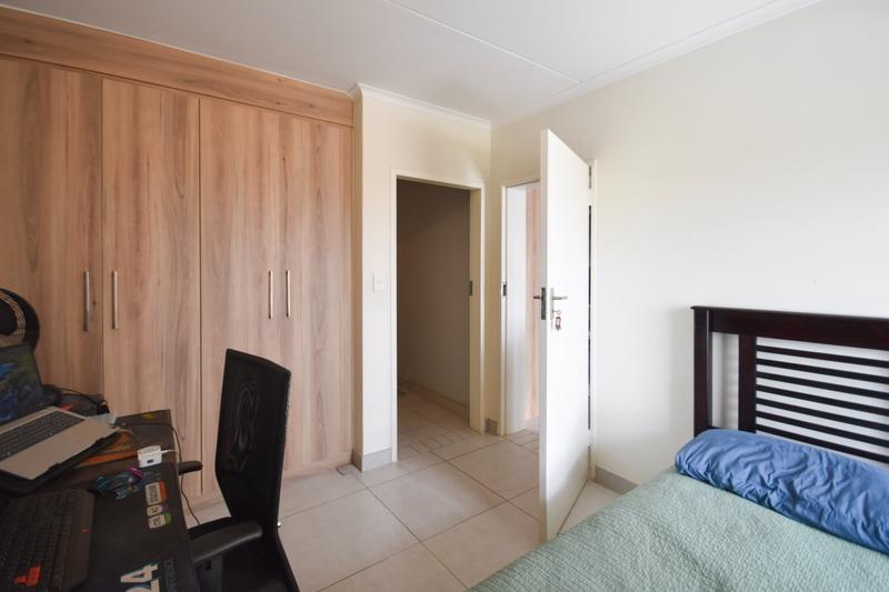 1 Bedroom Property for Sale in Golden Fields Estate Gauteng