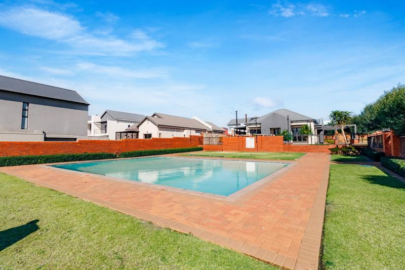 1 Bedroom Property for Sale in Golden Fields Estate Gauteng