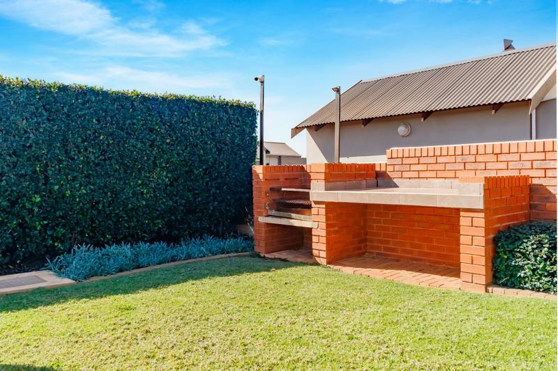 1 Bedroom Property for Sale in Golden Fields Estate Gauteng