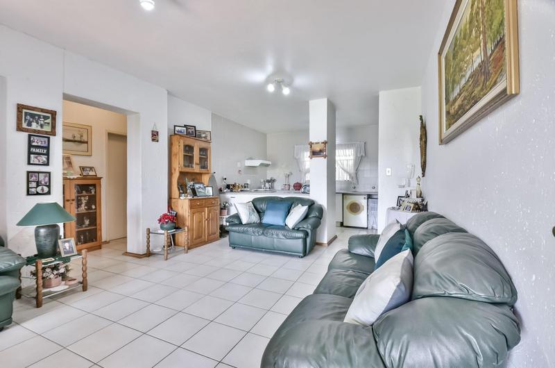 2 Bedroom Property for Sale in Glenvista Gauteng