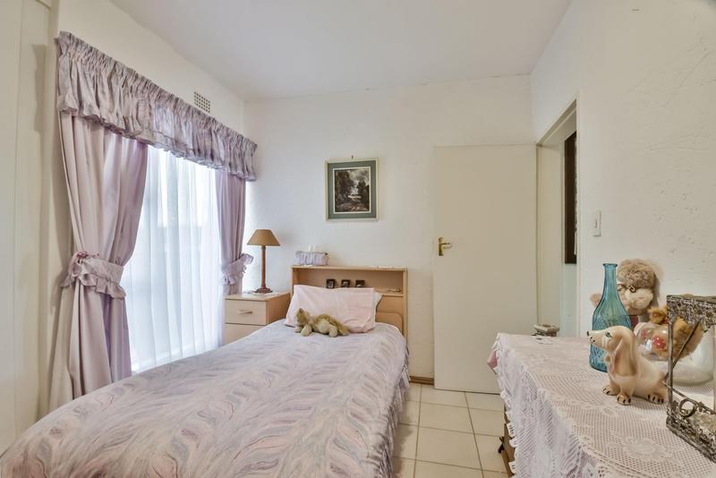 2 Bedroom Property for Sale in Glenvista Gauteng