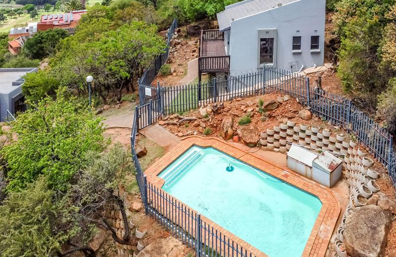 2 Bedroom Property for Sale in Glenvista Gauteng