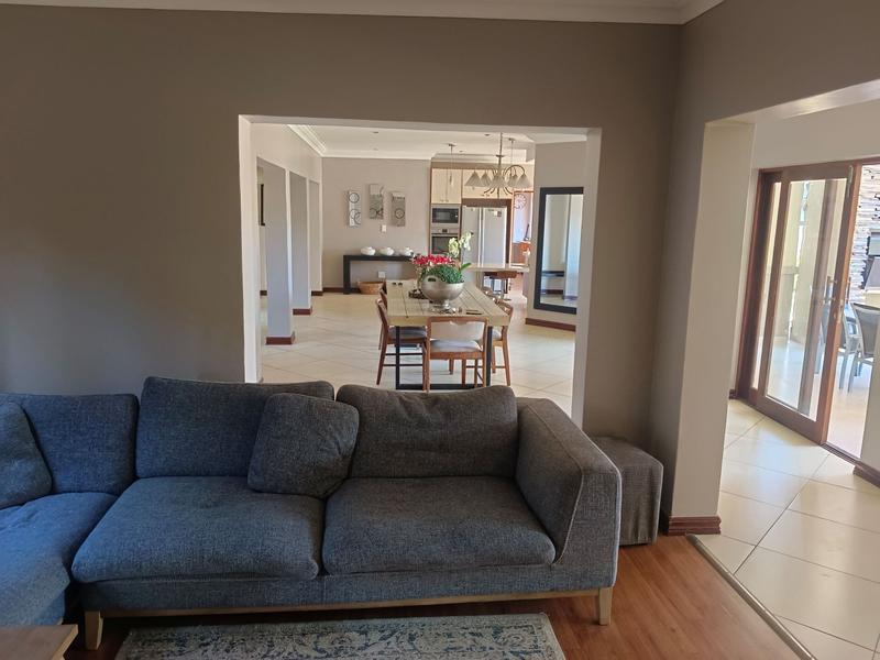 To Let 5 Bedroom Property for Rent in Midstream Estate Gauteng