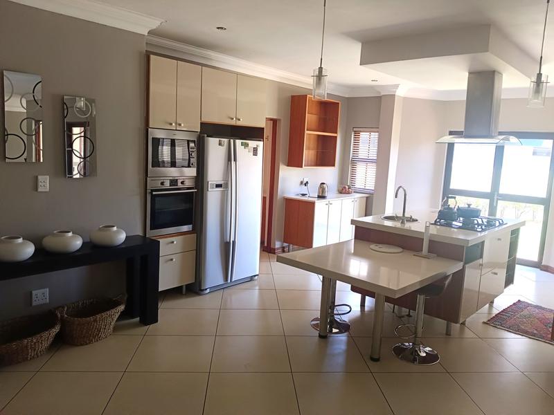 To Let 5 Bedroom Property for Rent in Midstream Estate Gauteng