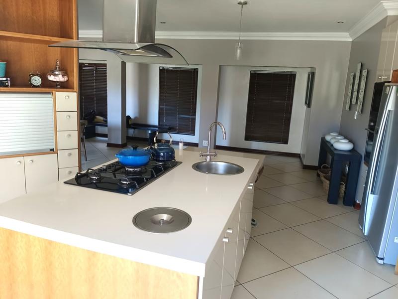 To Let 5 Bedroom Property for Rent in Midstream Estate Gauteng