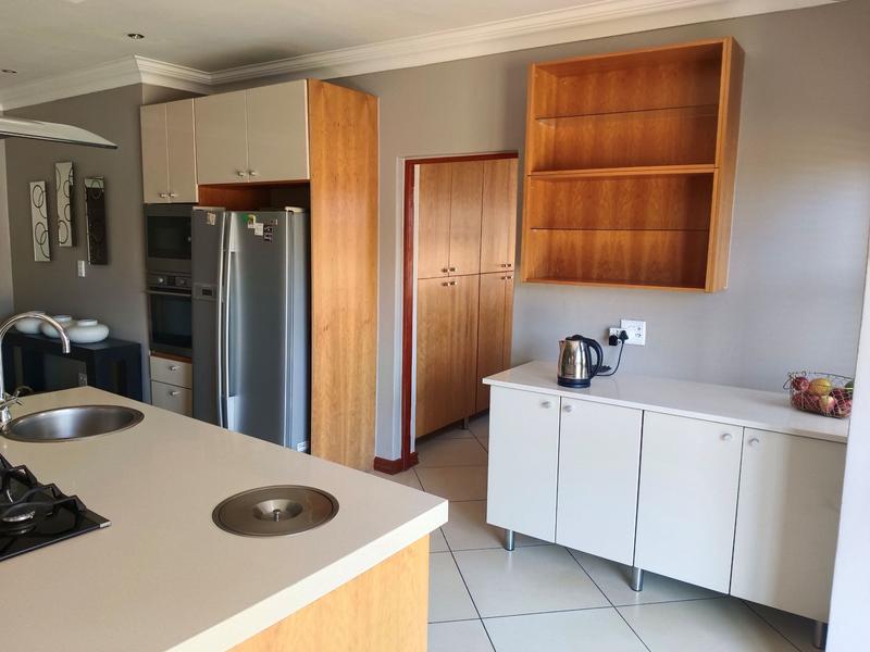 To Let 5 Bedroom Property for Rent in Midstream Estate Gauteng