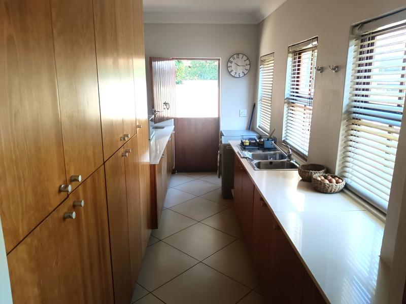 To Let 5 Bedroom Property for Rent in Midstream Estate Gauteng